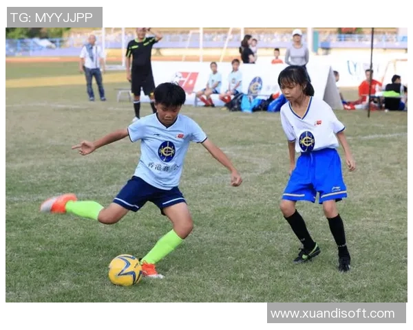 广州市“市长杯”三人足球擂台赛开幕，超越3200人参赛